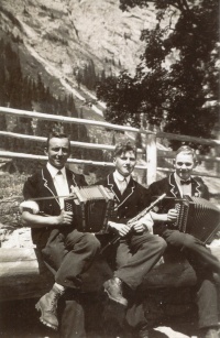 Hans Schmid, Walter Isler, Lorenz Giovanelli, Hans Schmid, Walter Isler, Lorenz Giovanelli,